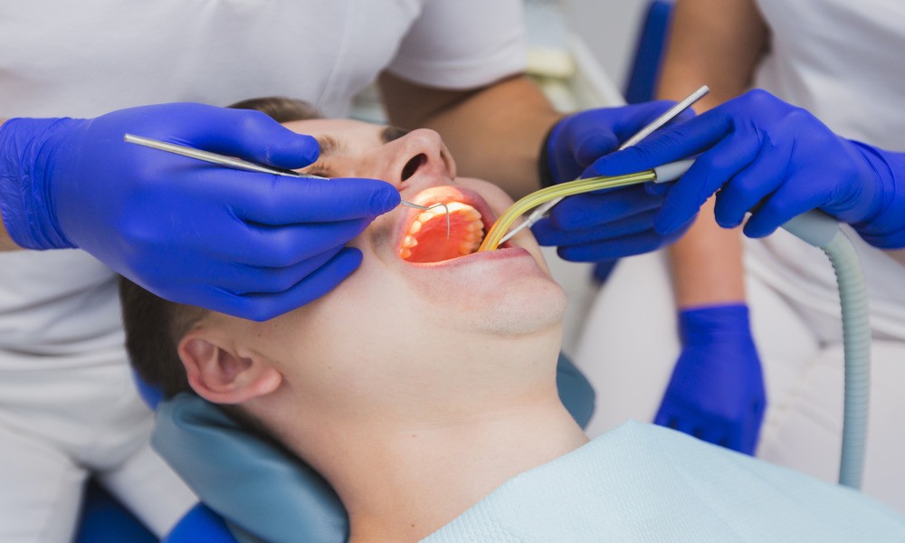 Dentistry in Mississauga wisdom tooth extraction